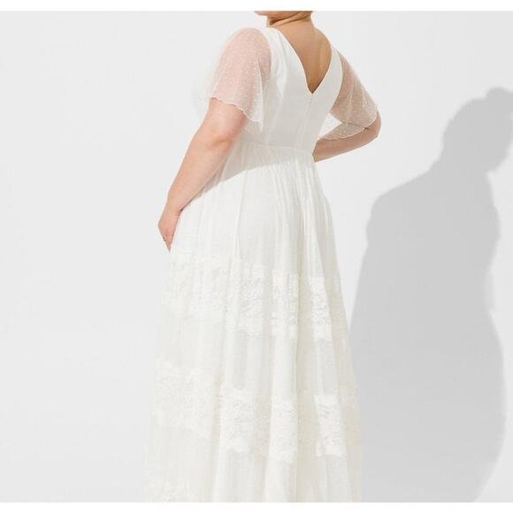 Torrid Ivory Lace A-line Boho Wedding Dress Size 22 NWT - Picture 3 of 10